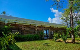 Naya Matahora Island Resort